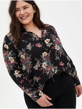Torrid Black Dark Floral Butterfly Georgette Button Down Blouse Plus Size 3X